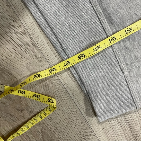 Retro Grey Champion Sweatshirt Size Small - Picture 5 of 6